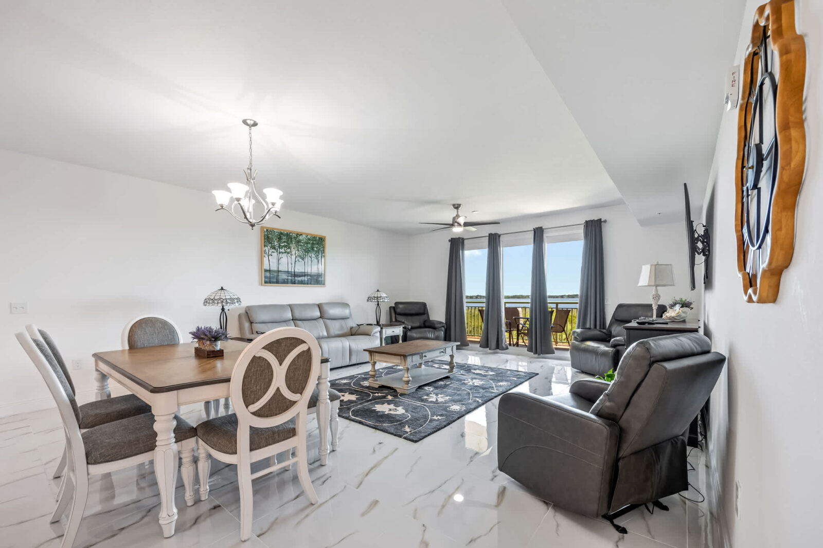 River Fly-In: 3BR Luxury Condo W/ Resort Amenities - Beachside Vacation ...
