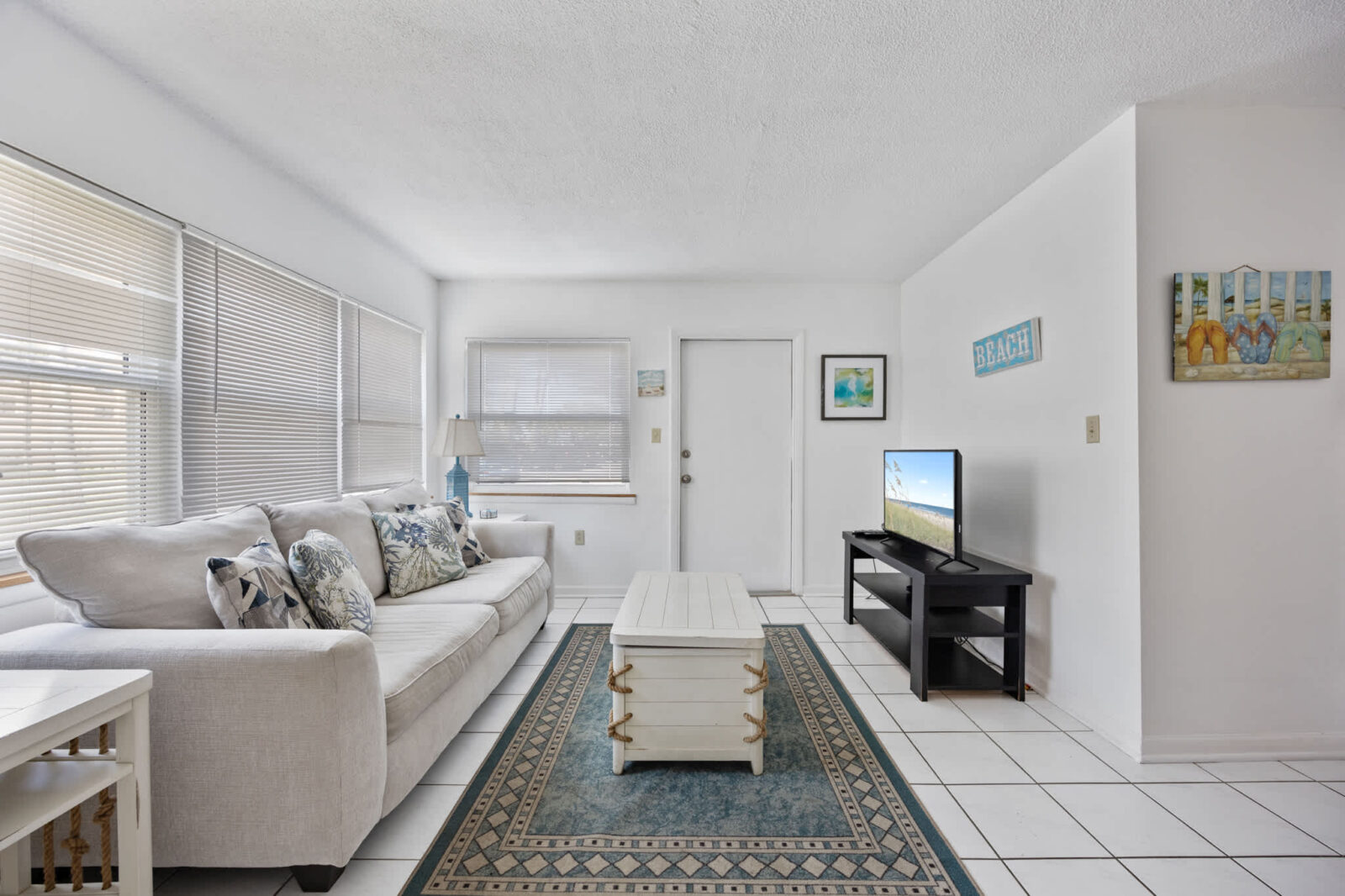 Cozy 1BR Ground Floor Apartment Steps To Beach - Beachside Vacation Rentals